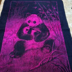 San Marcos Blanket 89 x 67” PINK & BLACK